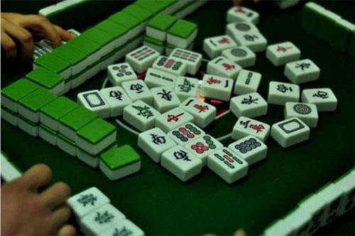 玩家必备！微乐山东麻将助攻神器(铺牌器购买)