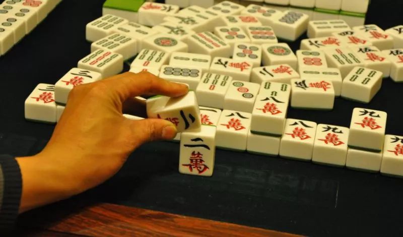 终于懂了！桃子麻将确实有挂的(如何能一直赢)