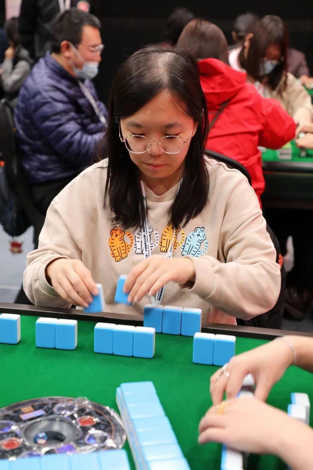 微乐陕西麻将专用神器(揭秘微信里提高胜率)