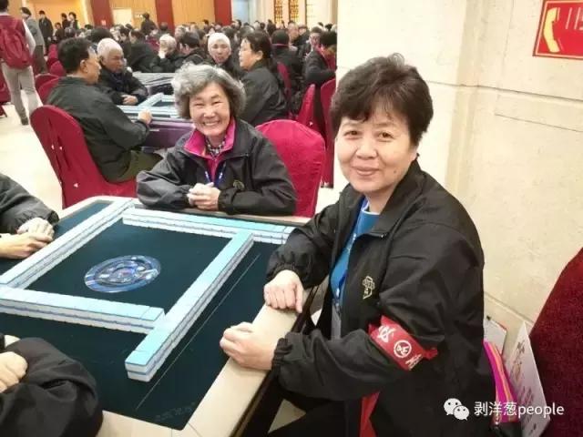 雀圣广东麻将有挂技巧辅助器(有挂技巧辅助器)