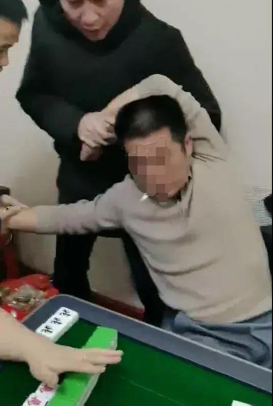 中至赣州麻将怎样有好牌(揭秘手机上插件下载)