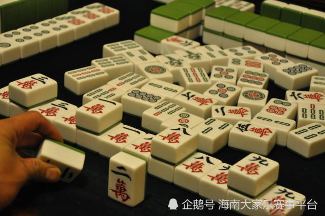 中至麻将输赢规律(揭秘小程序如何让牌变好)